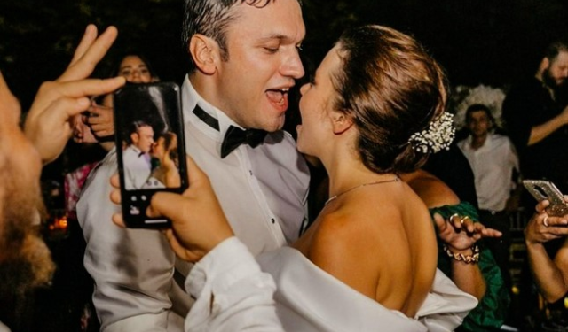 1 sene önce evlenen Yağmur Ün ve Doğaç Ergezen tek celsede boşandı