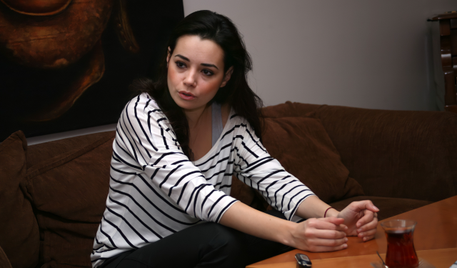 9 yıl aranın ardından setlere dönen Özgü Namal'ın alacağı ücret dudak uçuklattı