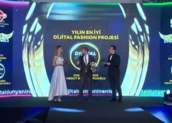 Yılın En İyi Dijital Fashion Projesi Seçildi