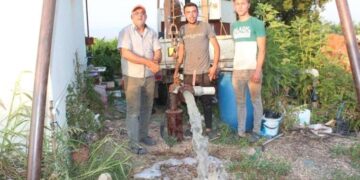 Filiz: Kitaplarım tiyatroya bir gıdım merhem olsun