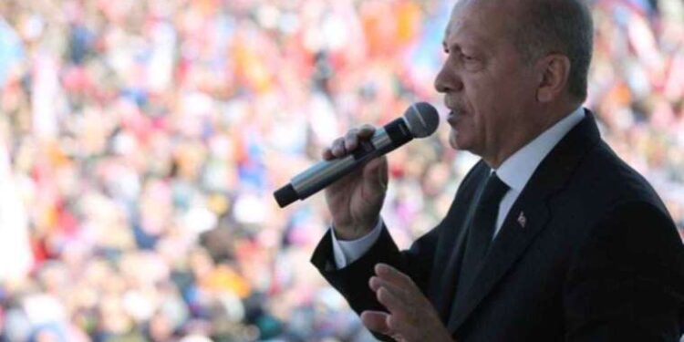 İktidar, doğalgazı devreye aldığını söyledi ama… CHP’li Ahmet Akın: Vatandaş kandırıldı