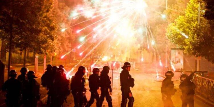 İyi ki doğdun Magritte!