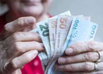 İktidarın kök maaş oyunu: Emekliye sıfır zam!