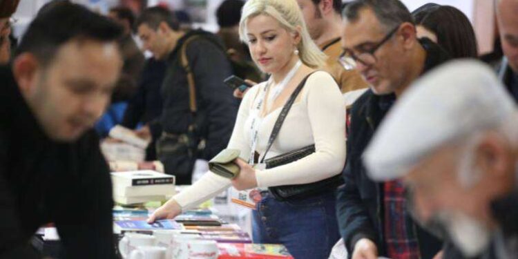 Süt Kardeşler filminin konusu ne, oyuncuları kim? Süt Kardeşler fillmi uyarlama mı, nerede çekildi?