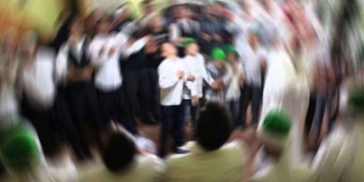 Ülke tarikatlara emanet... CHP'li Murat Bakan: İktidar birden fazlasına kucak açtı