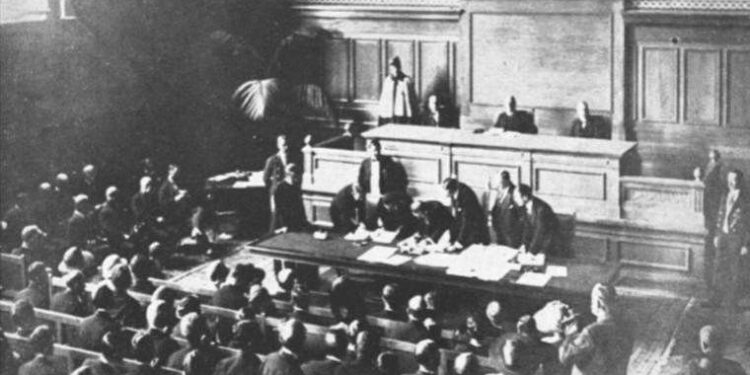 Genç çifte gerici saldırı: ‘Burası Müslüman bir ülke…’