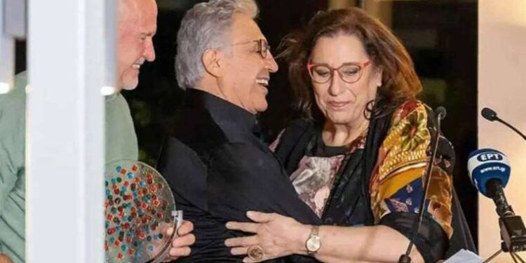 Livaneli ve Farandouri’den Theodorakis için konser