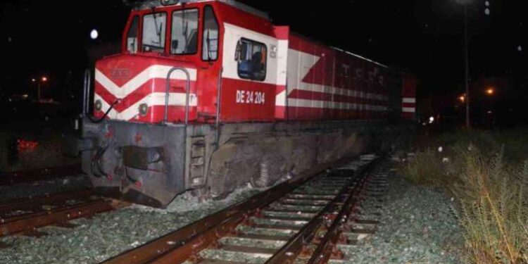 Ankara İstanbul TEM otoyolu tamamen trafiğe kapandı: Karadeniz bölgesi için aşırı yağış uyarısı var