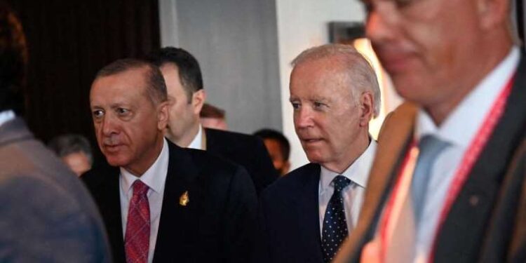 Erdoğan ve Biden görüşmesi: NATO zirvesi öncesi neler konuşuldu?