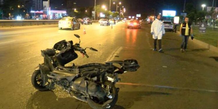 Afyonkarahisar’da korkunç kaza: Jandarma astsubay kıdemli çavuş şehit oldu