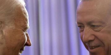 İsveç ve Finlandiya neden tarafsızlıktan vazgeçip NATO üyesi olmak istedi?