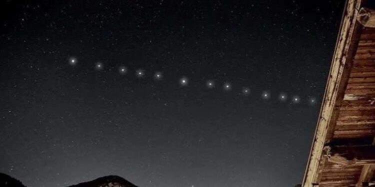 SpaceX 54 Starlink uydusunu daha yörüngeye gönderdi