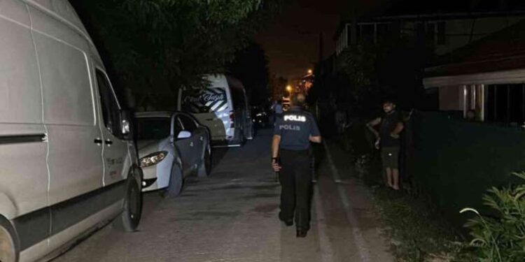 'Patlama' sesi mahalleliyi sokağa döktü