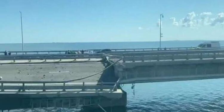 Çanakkale’deki orman yangınına 37 saattir müdahale sürüyor