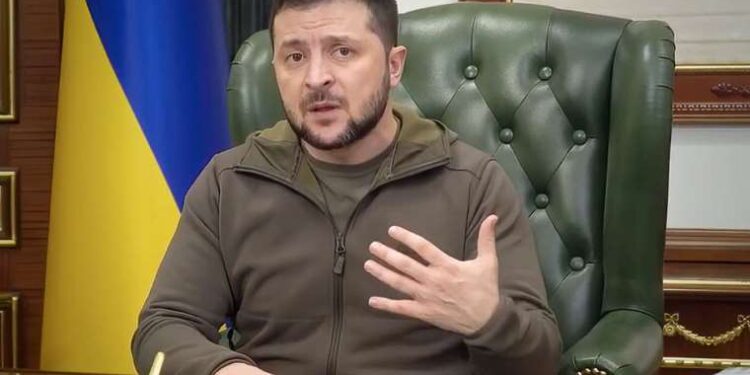 Zelenski: Rusya, milyonlarca kişinin hayatını tehlikeye atıyor