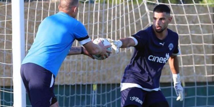 Pendikspor Erdem Canpolat'ı renklerine bağladı