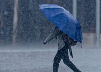 Son Dakika: Erzincan’da şarampole devrilen minibüsteki 4 kişi öldü, 10 kişi yaralandı