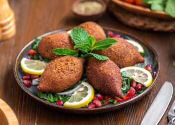 Kadınbudu köfte nasıl yapılır? Püf noktalarıyla kadınbudu köfte tarifi…