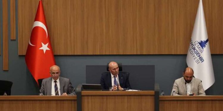 Oto aksesuar dükkanında faciadan dönüldü!