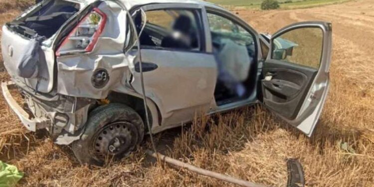 Tekirdağ'da yoldan çıkan otomobil tarlaya uçtu