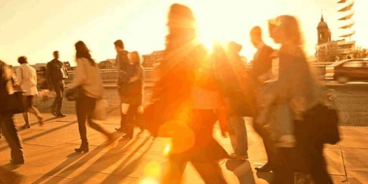 İstanbul Valiliği'nden 'aşırı sıcaklık' uyarısı: Bu saatlere dikkat!