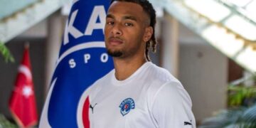 Kasımpaşa Iron Gomis'i kadrosuna kattı