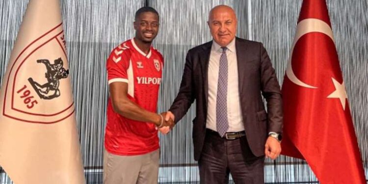 Samsunspor, Porto'dan Nanu'yu transfer etti