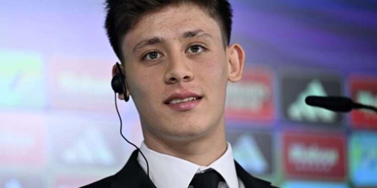 NATO'da gündem Arda Güler!