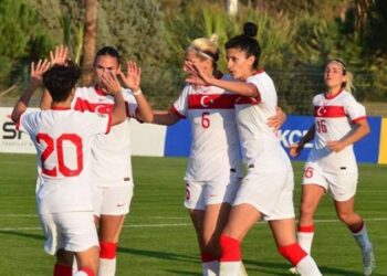 A Milli Kadın Futbol Takımı Estonya'yı devirdi
