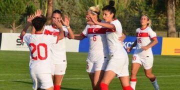 A Milli Kadın Futbol Takımı Estonya'yı devirdi