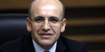 Eleştirilerin hedefindeydi... Bakan Şimşek'ten ekonomi mesajları