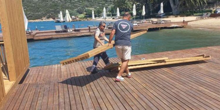 Ordu’da heyelan: Araçlar toprak altında kaldı, yollar suyla kaplandı