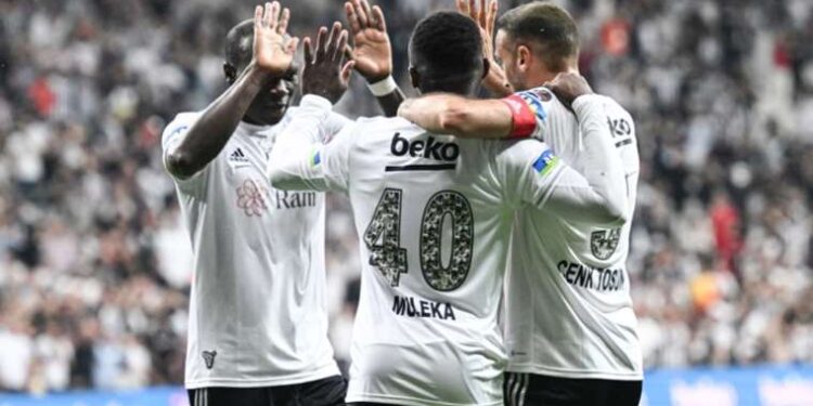 Beşiktaşlı yöneticiden Fenerbahçe ve Galatasaray'a gönderme!