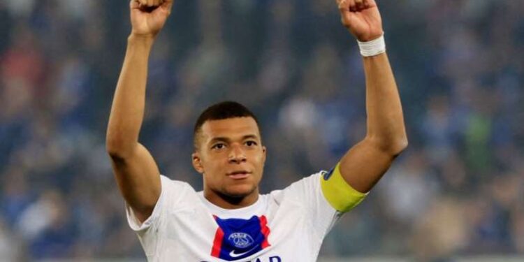 PSG'de Kylian Mbappe, kadro dışı kaldı