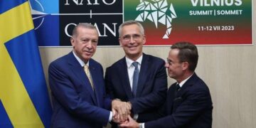 Kolombiyalı: İntikam Meleği filminin konusu ne? Kolombiyalı: İntikam Meleği filminin oyuncuları kim?