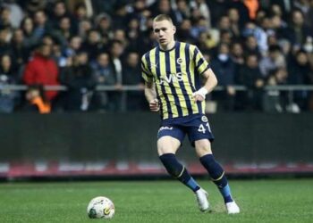 Fenerbahçe'de Attila Szalai'ye Bundesliga'dan iki talip