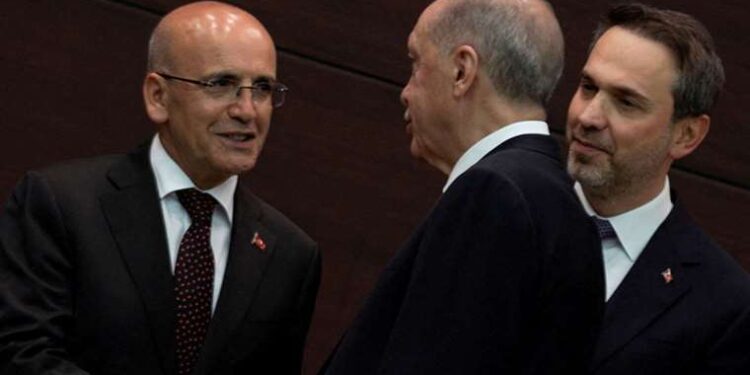 Kayalıklarda mahsur kalan Alman dağcılar kurtarıldı