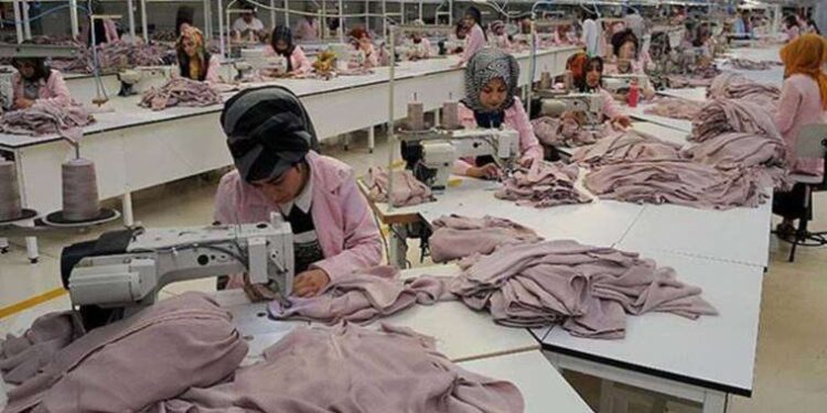 Öz İplik İş Sendikası’ndan tekstil sektörü için ‘darboğaz’ uyarısı