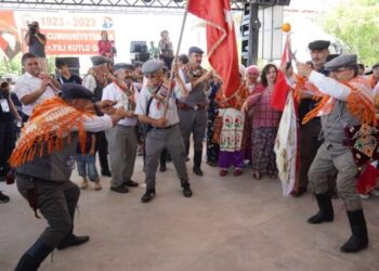 Restorandaki yemek sonrası rahatsızlanıp ölmüştü: Ece’nin ölüm nedeni 454 gündür belirlenemedi