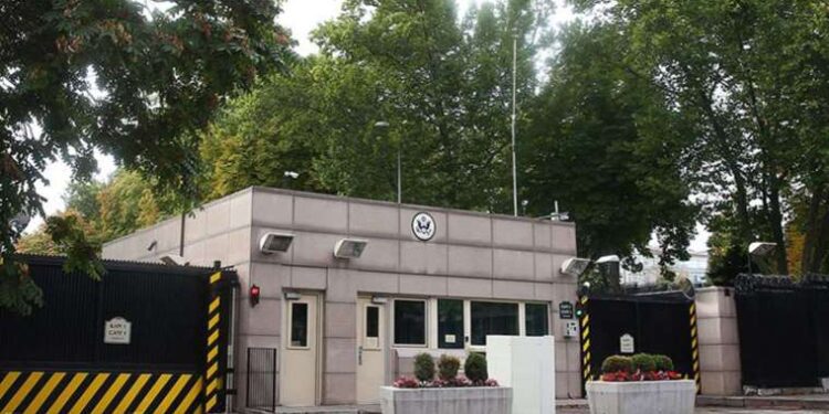 Yeni binalarına taşınmışlardı: ABD eski büyükelçilik binasını satışa çıkardı!