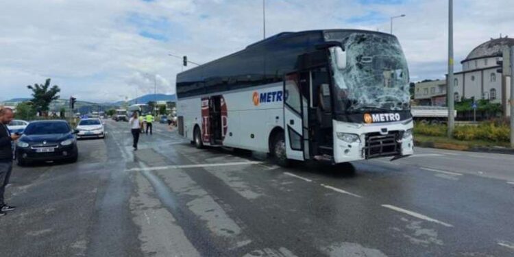 Letonya’da göreve başlayan Edgars Rinkevics, AB’nin ilk eşcinsel devlet başkanı oldu