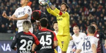 Galatasaray'dan Günay Güvenç hamlesi