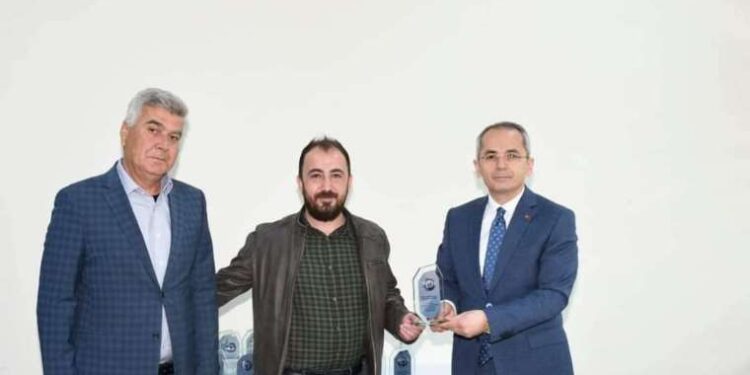 'Emniyette tanıdıklarım var' diyerek 19 yaşındaki kadını taciz eden patronun Emniyete araç bağışladığı ortaya çıktı