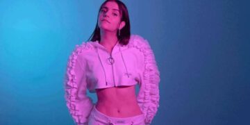 Bir dönüşüm şarkısı