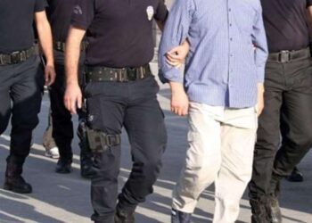 6 ilde operasyon... Sahte pasaport, kimlik ve vize şebekesi çökertildi!