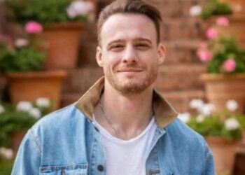 Kerem Bürsin kimdir, nereli, kaç yaşında? Kerem Bürsin hangi dizi ve filmlerde oynadı?