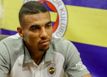 Fenerbahçe'nin yeni transferi Alexander Djiku: 'Evet agresifim'