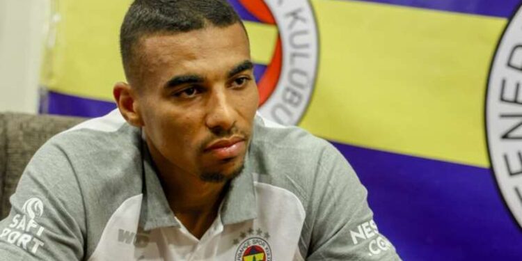 Fenerbahçe'nin yeni transferi Alexander Djiku: 'Evet agresifim'