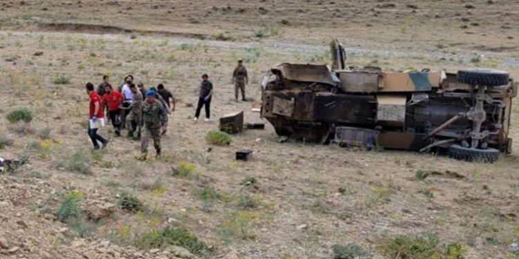 Heyelan nedeniyle kapanmıştı: Ulaşım normale döndü