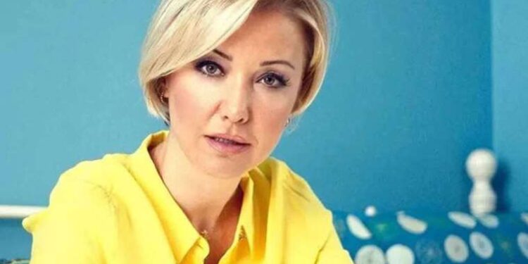 Berna Laçin, tuvalet kağıdına yapılan zamma isyan etti